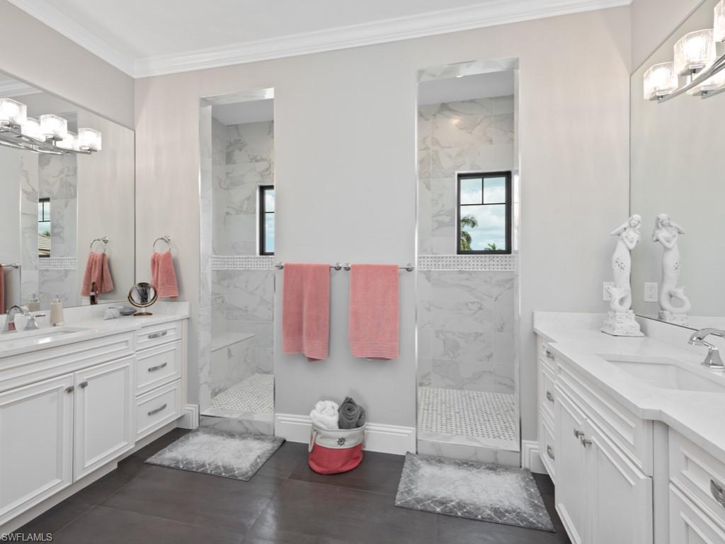 MARCO BEACH - Residential