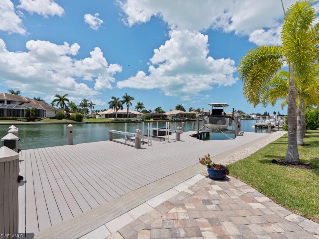 MARCO BEACH - Residential