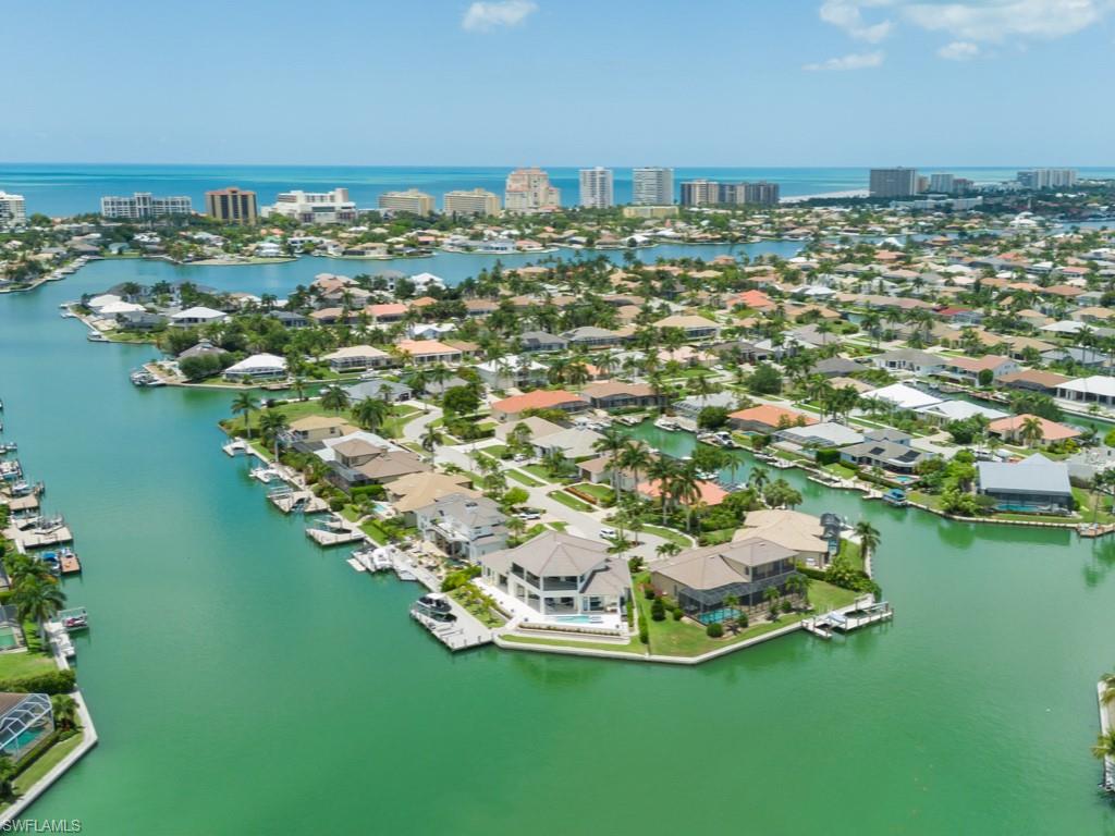 MARCO BEACH - Residential