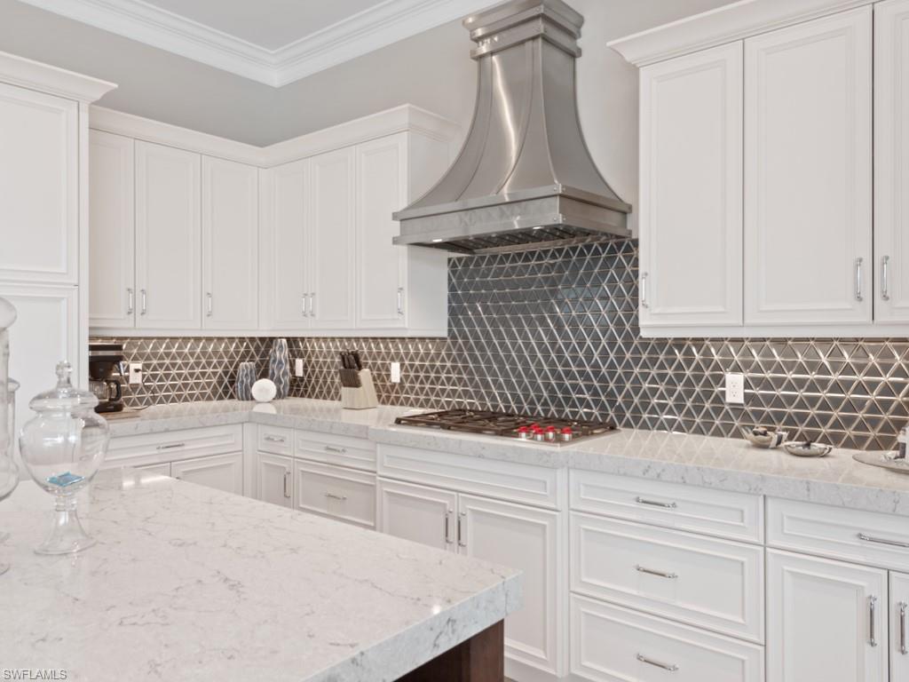 MARCO BEACH - Residential