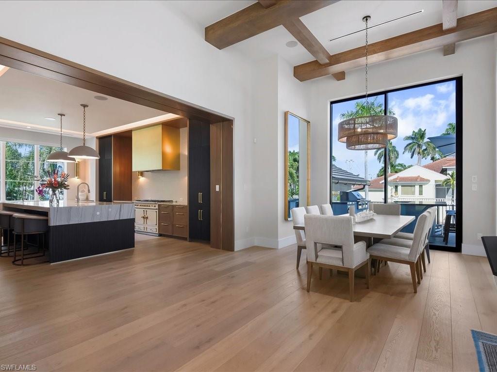 AQUALANE SHORES - Residential