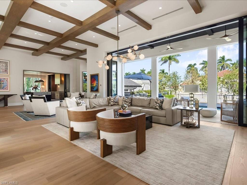 AQUALANE SHORES - Residential