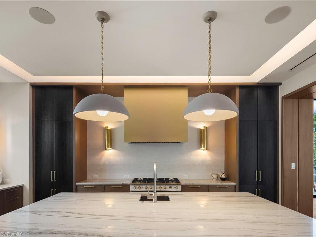 AQUALANE SHORES - Residential