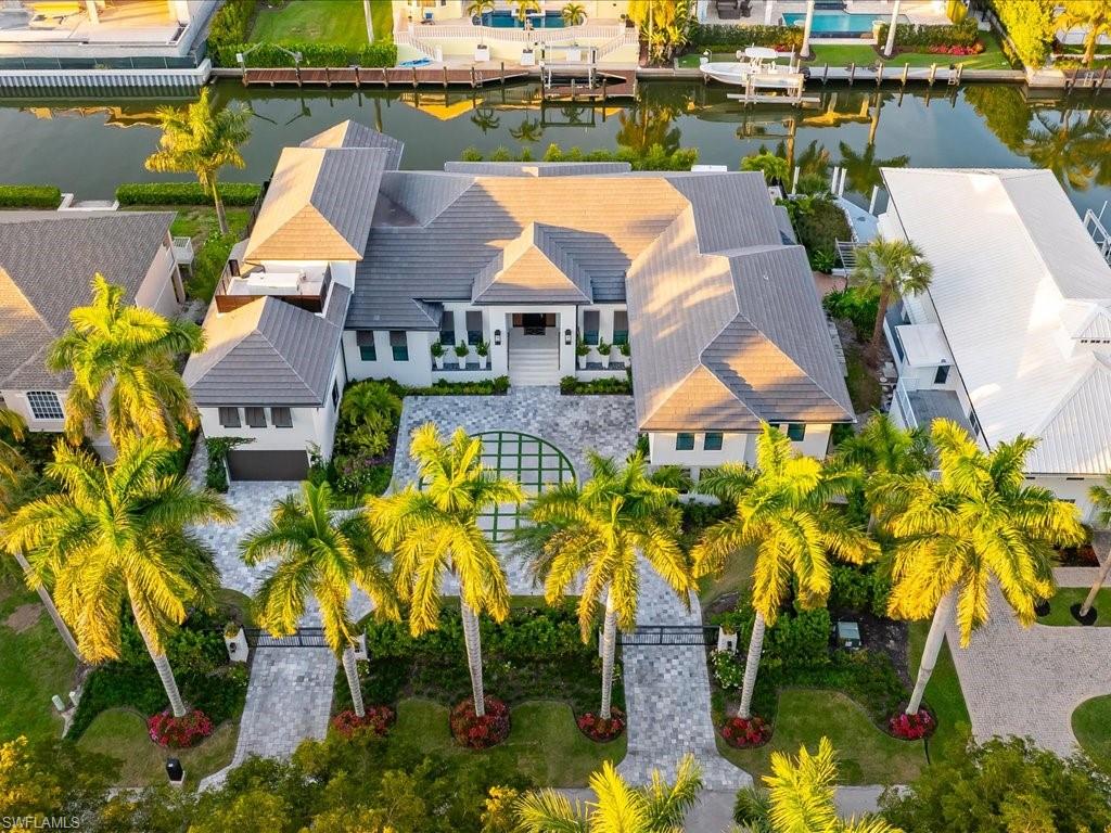 AQUALANE SHORES - Residential