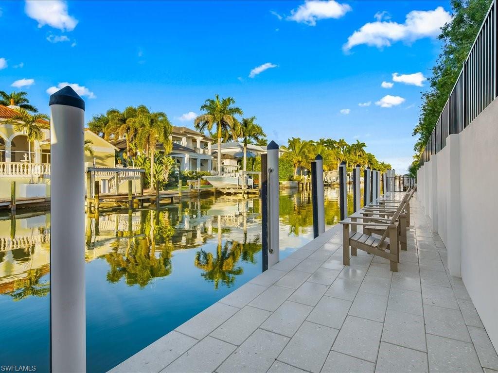 AQUALANE SHORES - Residential