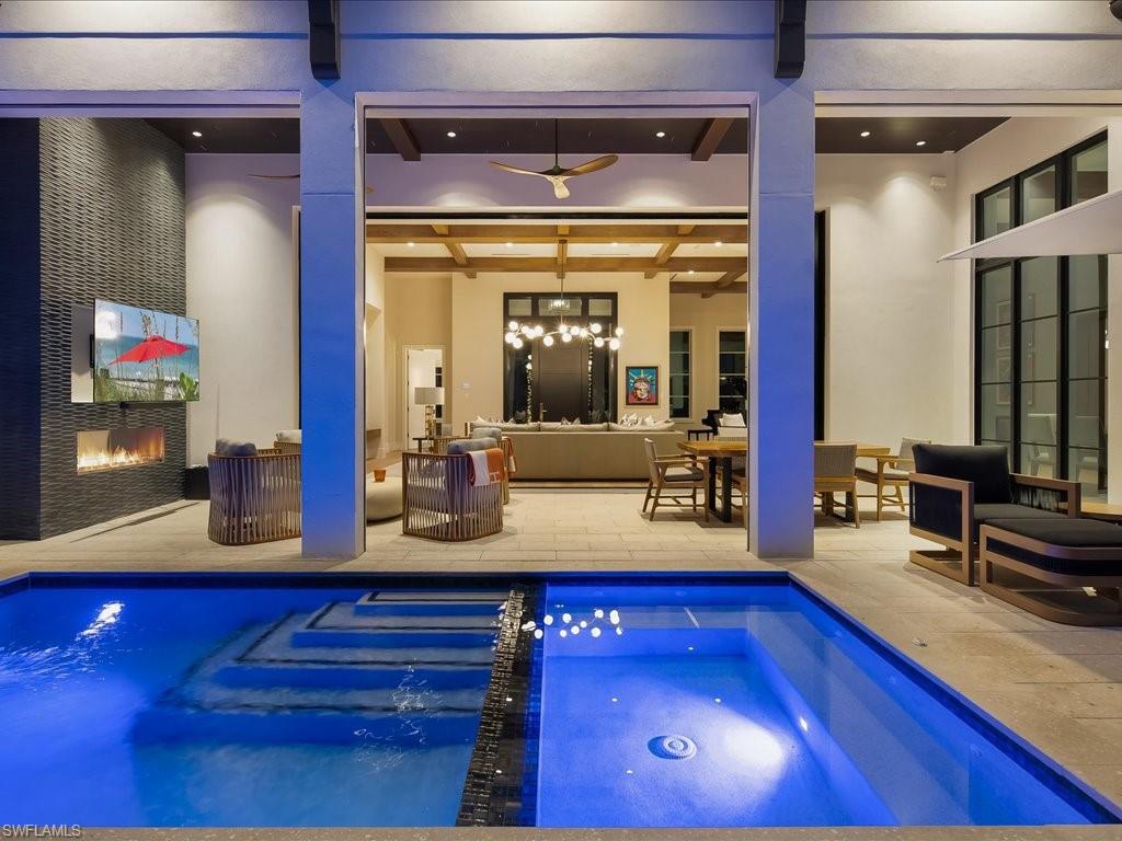 AQUALANE SHORES - Residential