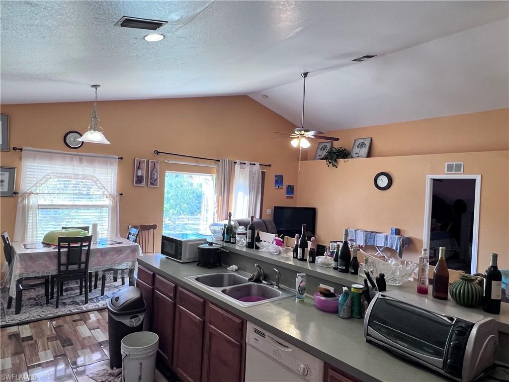 ARROWHEAD RESERVE - Residential