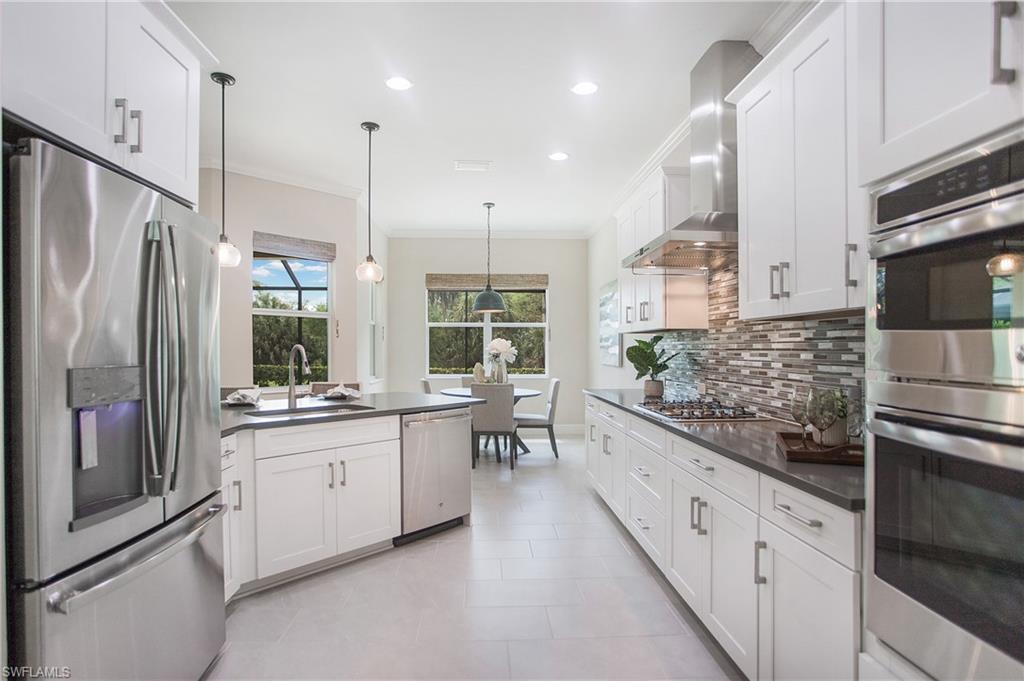 ESTERO PLACE - Residential