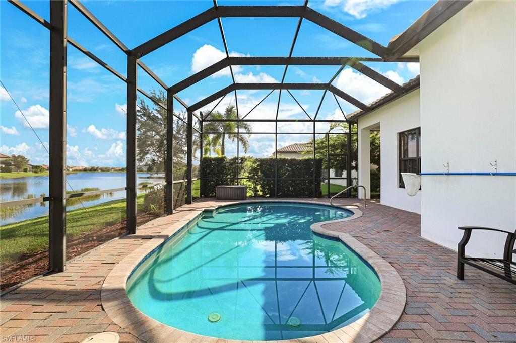 MAPLE RIDGE - Residential Lease