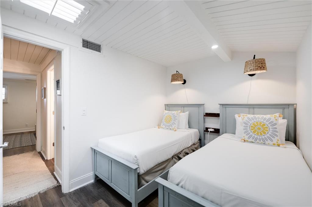 BEACH VILLAS CONDO - Residential