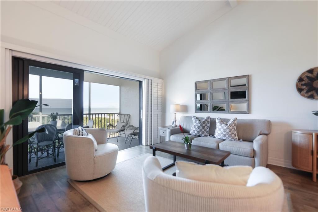 BEACH VILLAS CONDO - Residential