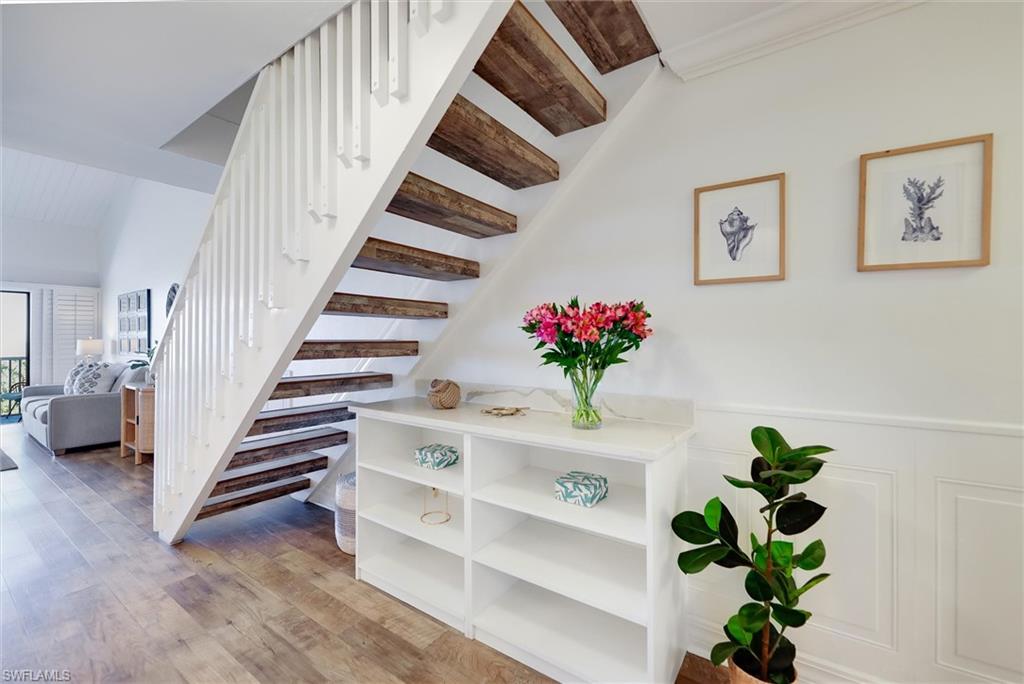 BEACH VILLAS CONDO - Residential