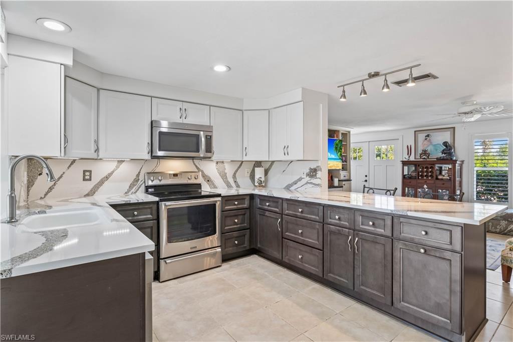 ST JUDE HARBORS - Residential