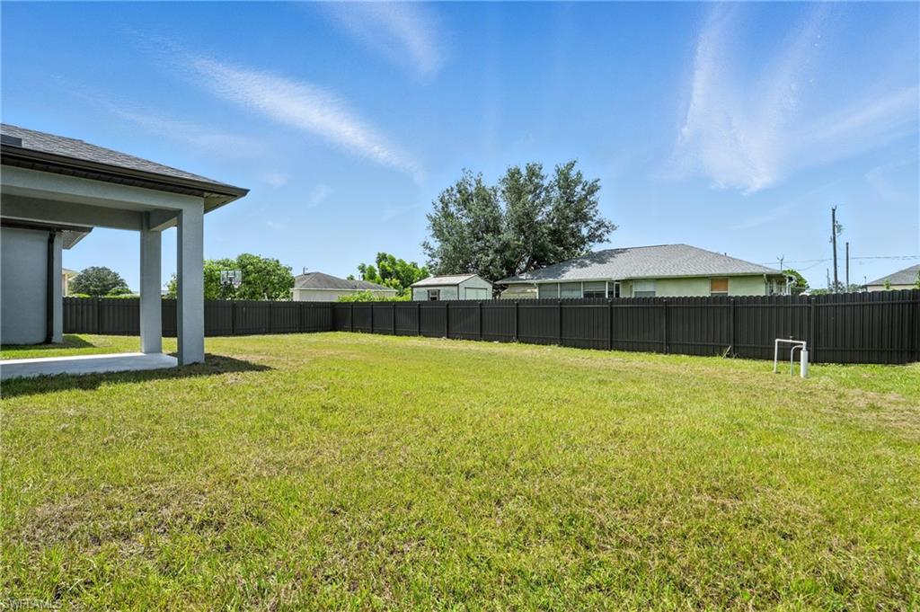 LEHIGH ACRES - Residential