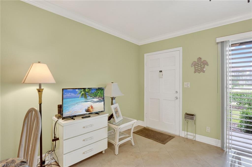 AQUARIUS APTS OF MARCO ISLAND - Residential