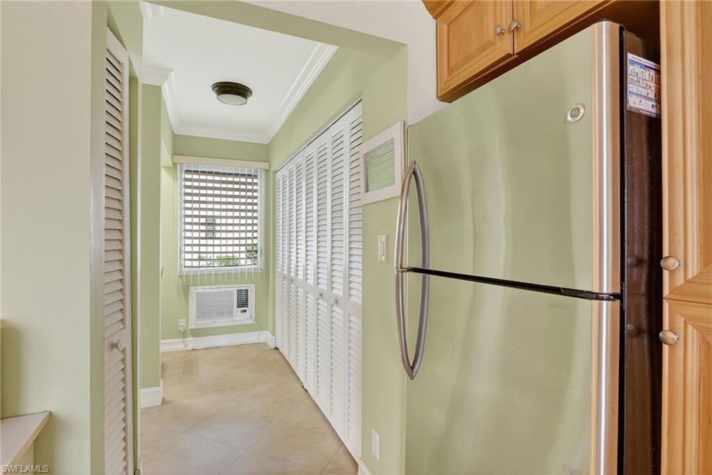 AQUARIUS APTS OF MARCO ISLAND - Residential