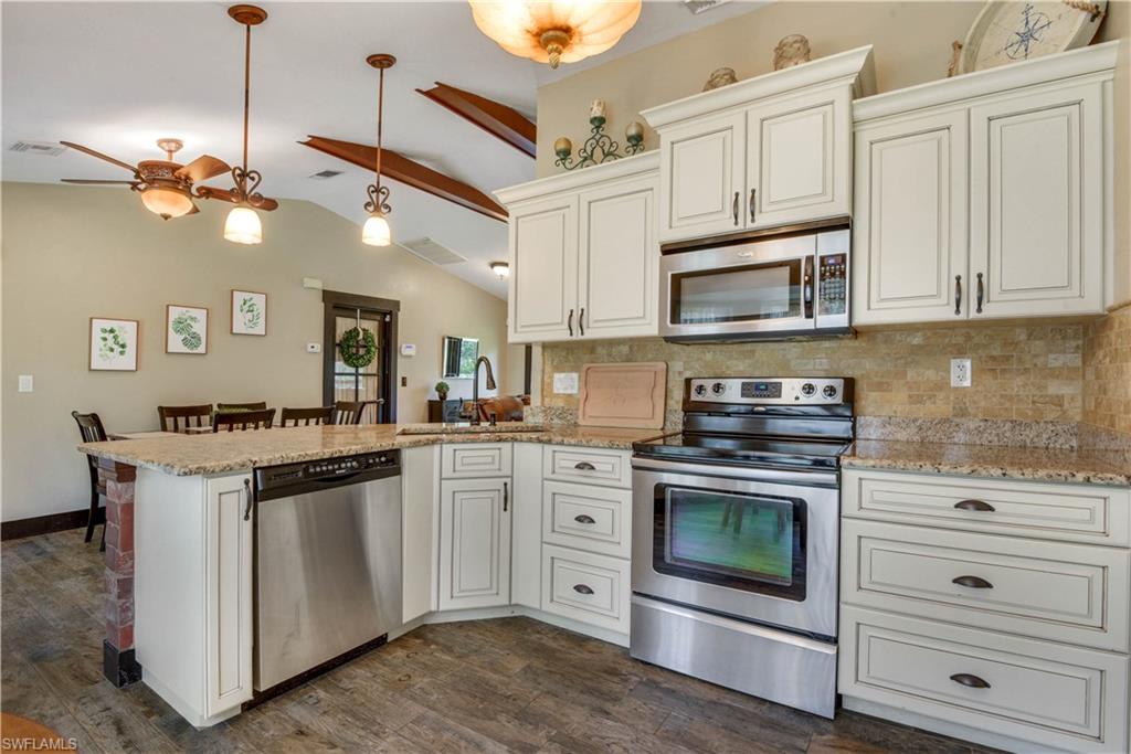 GOLDEN GATE ESTATES - Residential