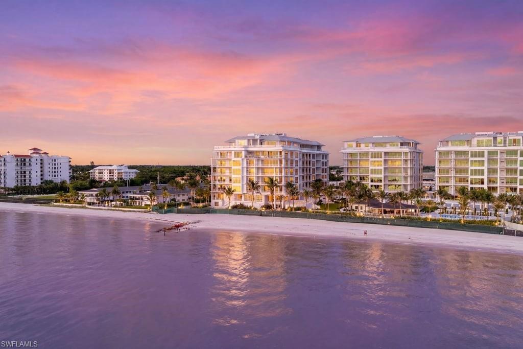 901 GULF SHORE BLVD N C-304