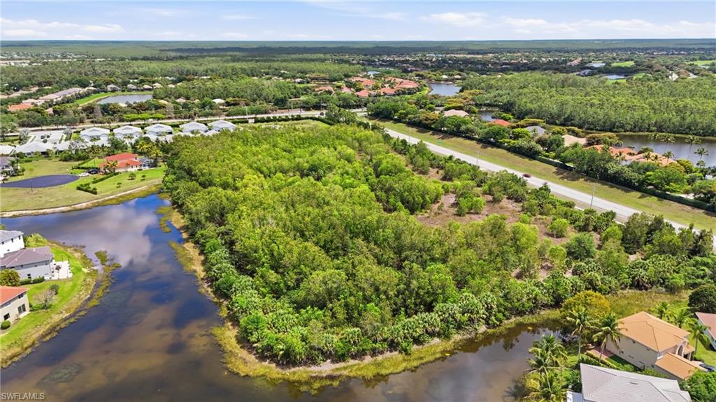 LAKES OF ESTERO - Land