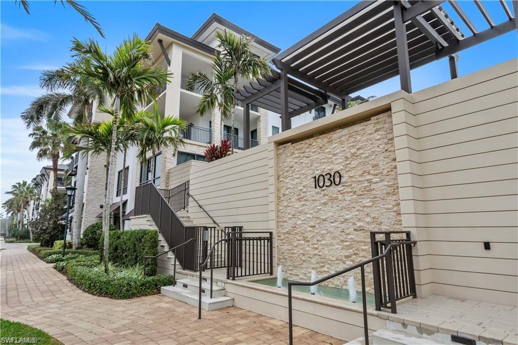 NAPLES SQUARE - Residential Lease