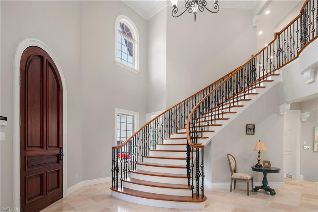 PINE RIDGE - Residential