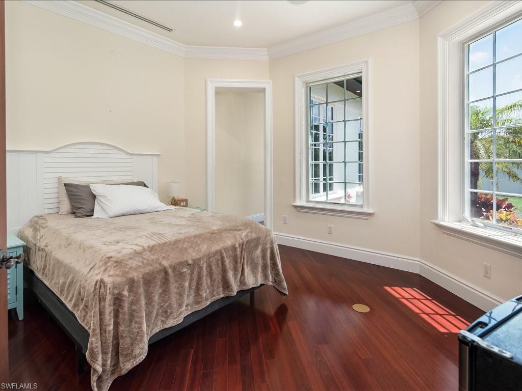 PINE RIDGE - Residential