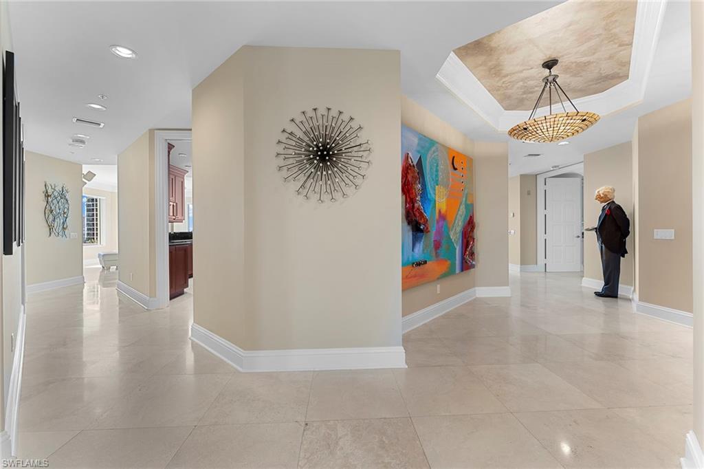 SEASONS AT NAPLES CAY - Residential