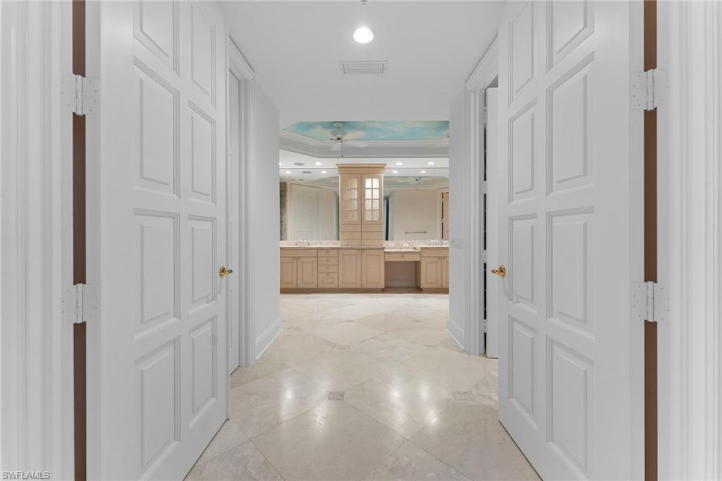 SEASONS AT NAPLES CAY - Residential