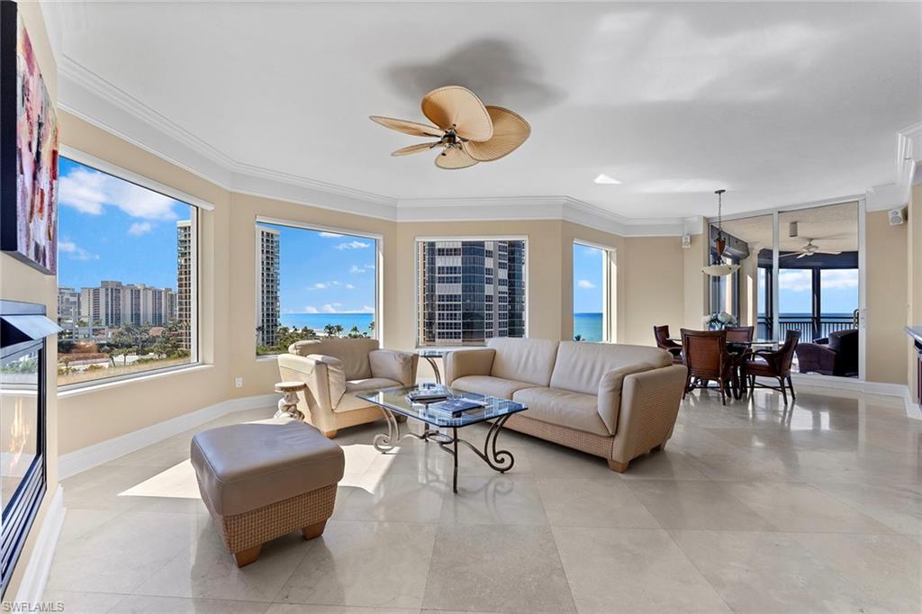 SEASONS AT NAPLES CAY - Residential