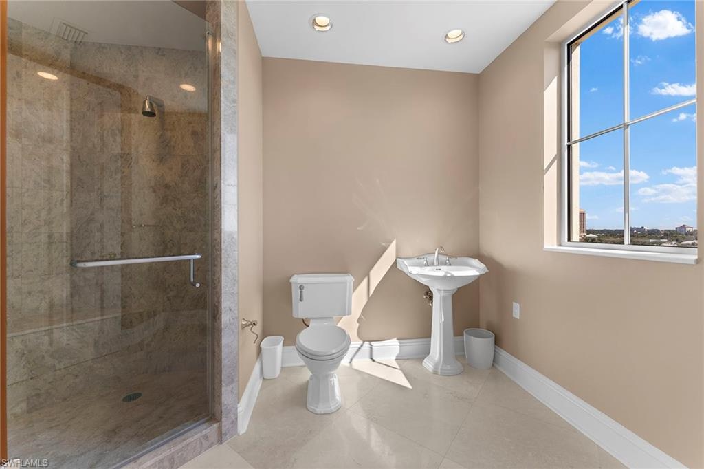 SEASONS AT NAPLES CAY - Residential