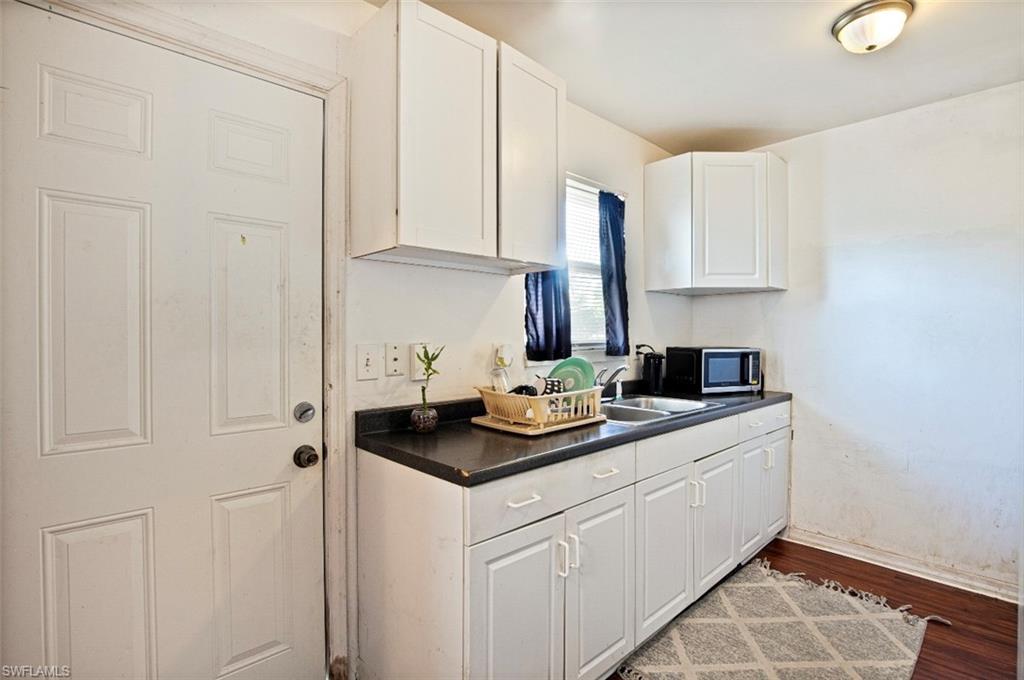 RUSSELL PARK - Residential