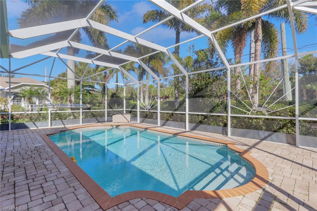 COLONY LAKES - Residential