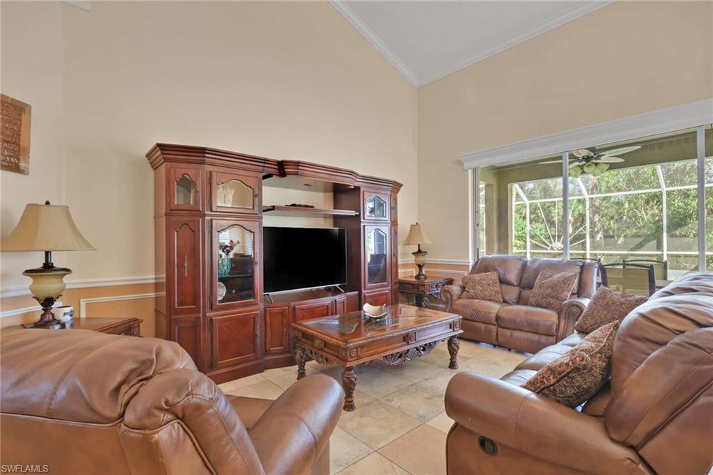 COLONY LAKES - Residential