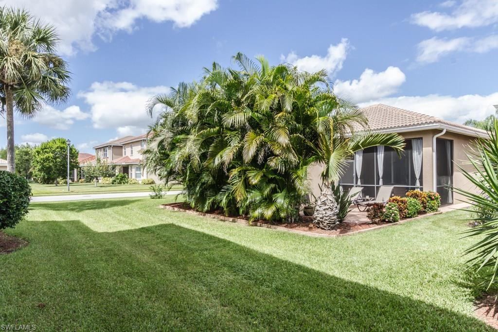 BOTANICA LAKES - Residential