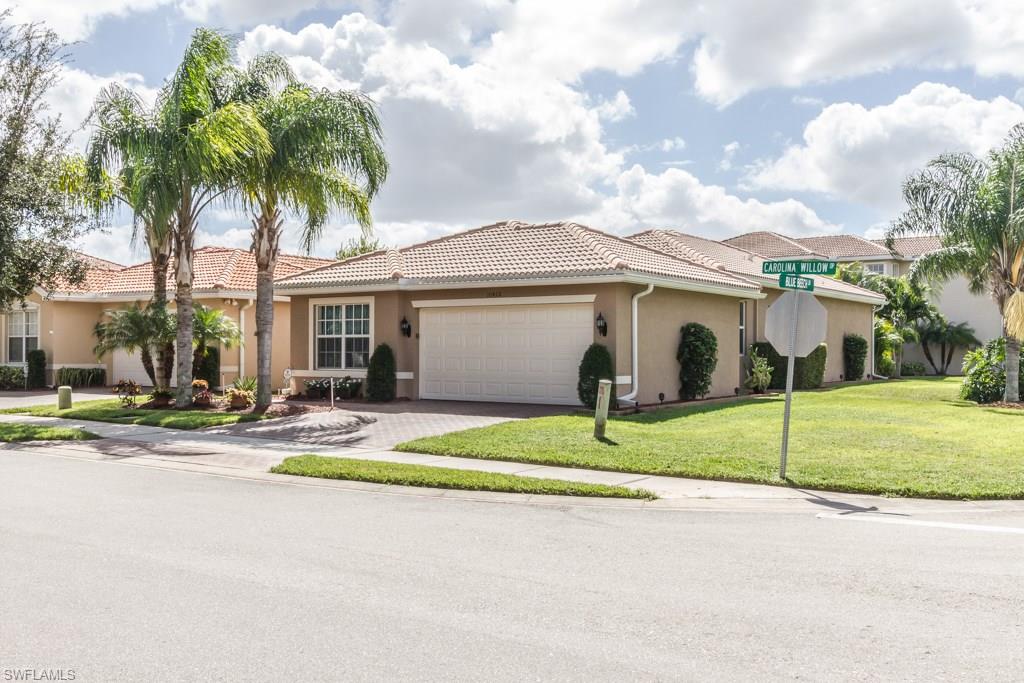 BOTANICA LAKES - Residential