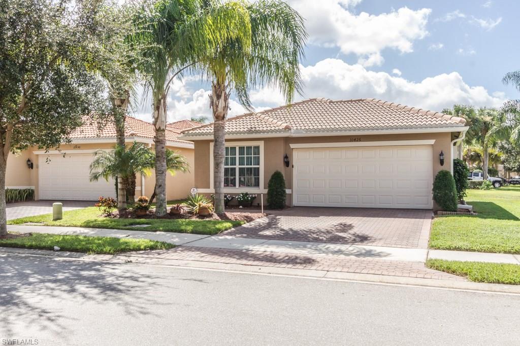 BOTANICA LAKES - Residential