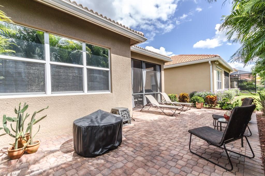 BOTANICA LAKES - Residential