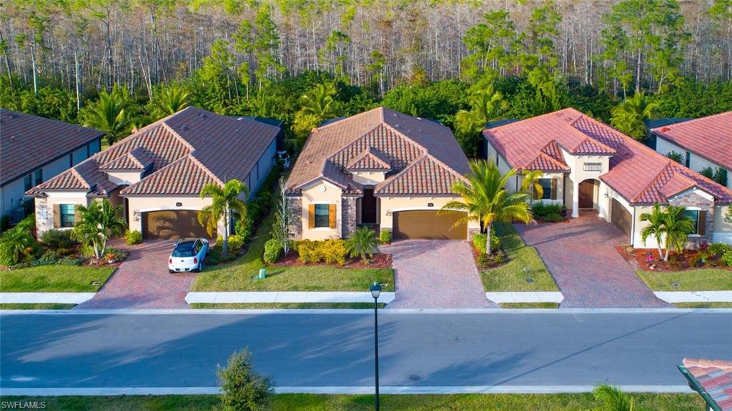 BONITA NATIONAL GOLF AND COUNTRY CLUB - Residential