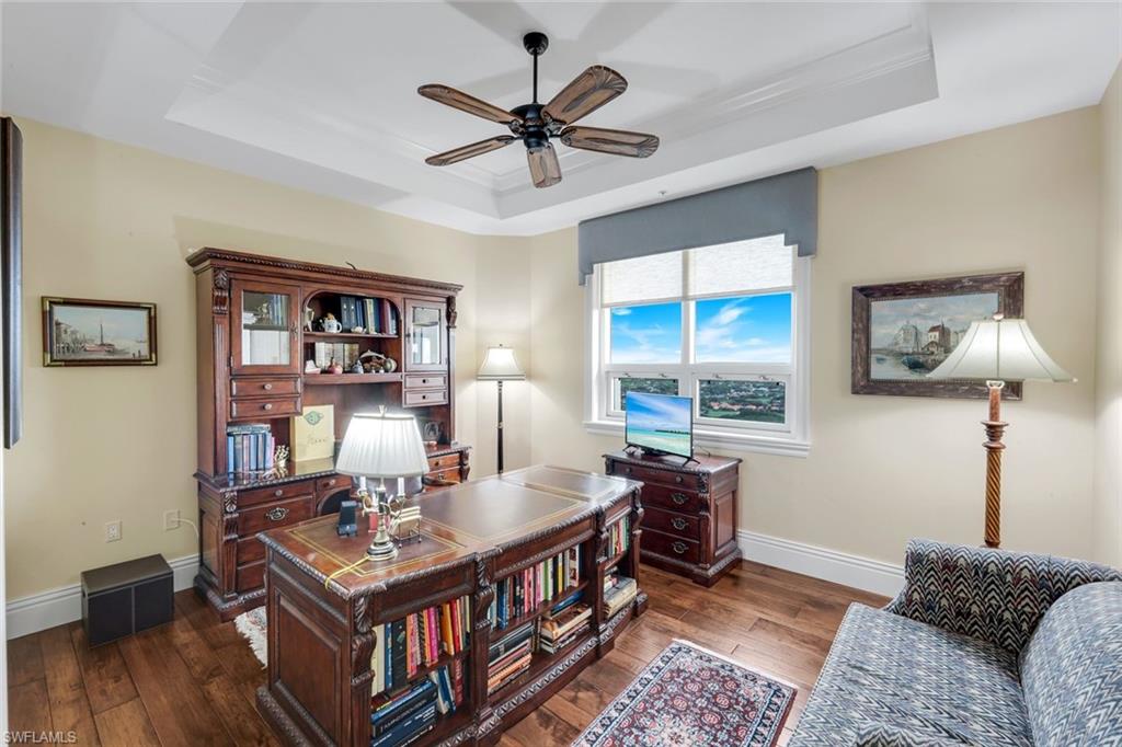 ESPERIA SOUTH - Residential