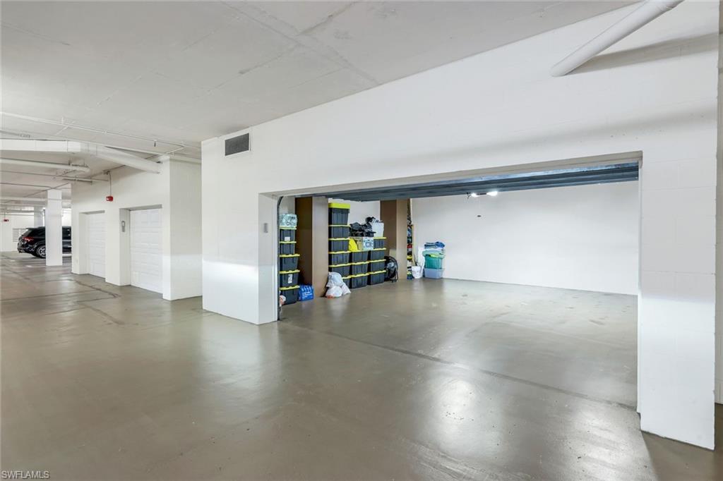 ESPERIA SOUTH - Residential