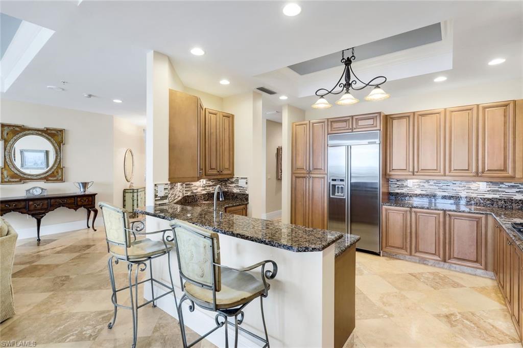 ESPERIA SOUTH - Residential