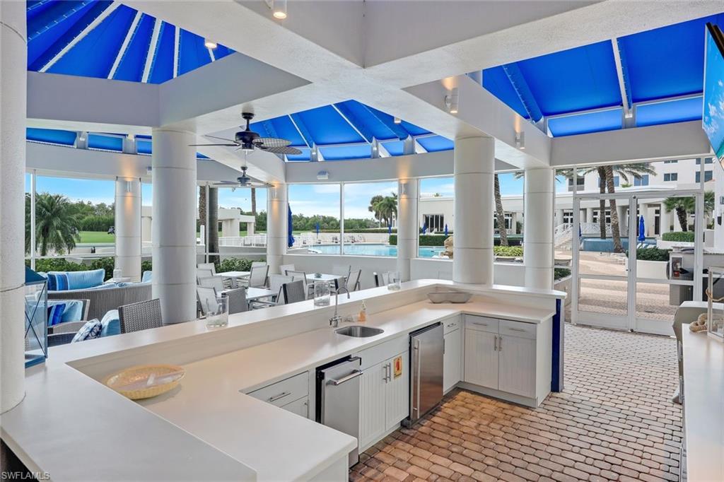 ESPERIA SOUTH - Residential