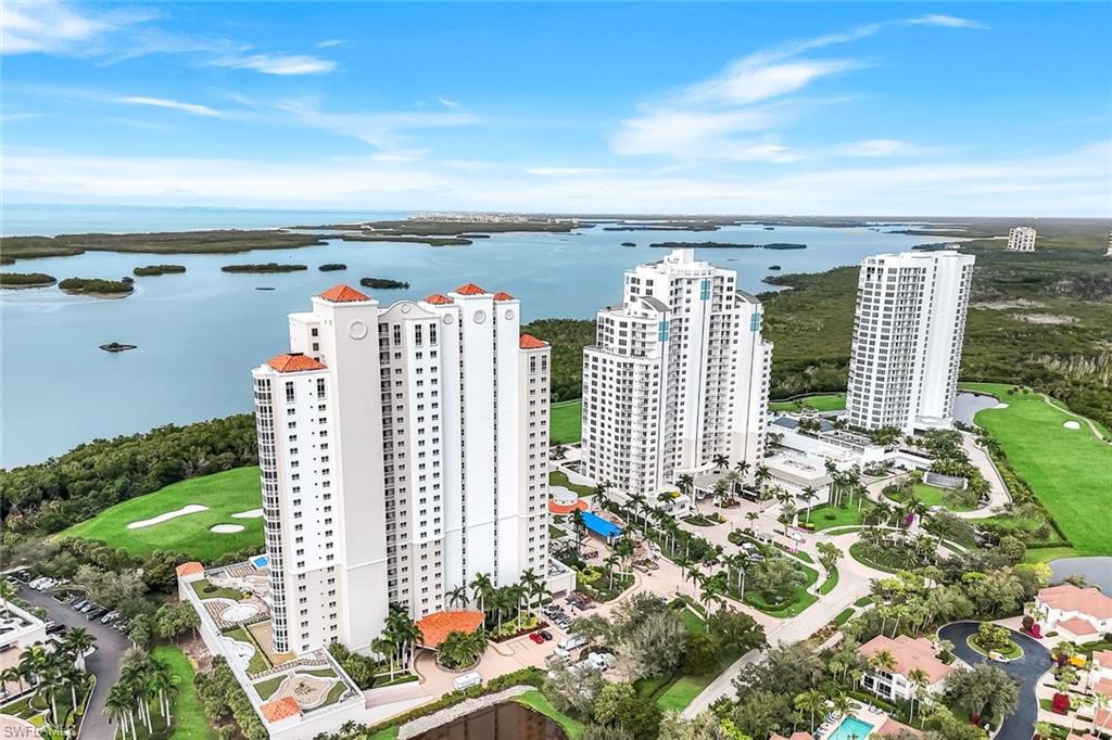 ESPERIA SOUTH - Residential