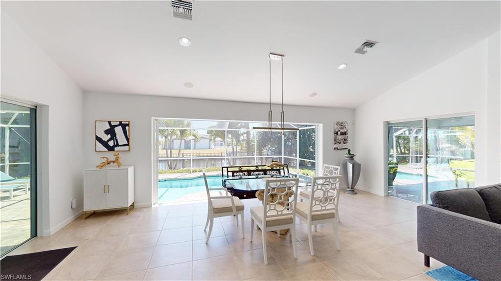 YACHT CLUB - Residential