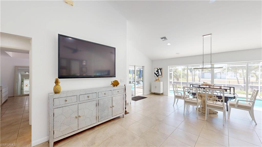 YACHT CLUB - Residential