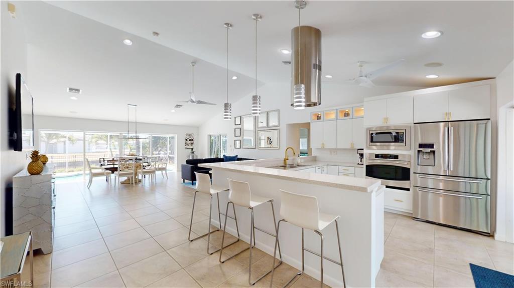 YACHT CLUB - Residential