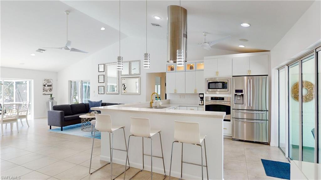 YACHT CLUB - Residential