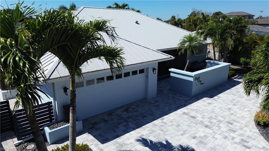 YACHT CLUB - Residential