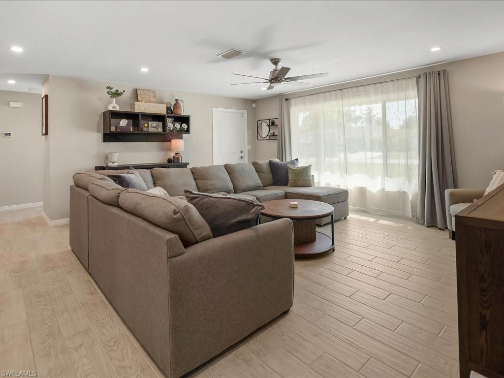 4821 Molokai DR