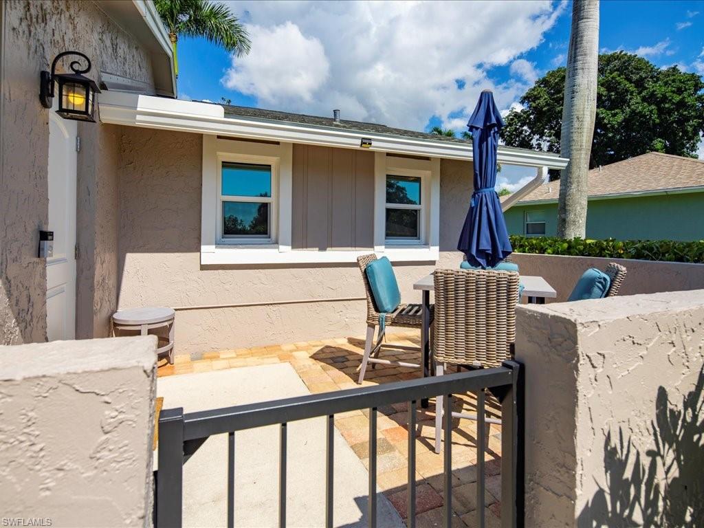 4821 Molokai DR